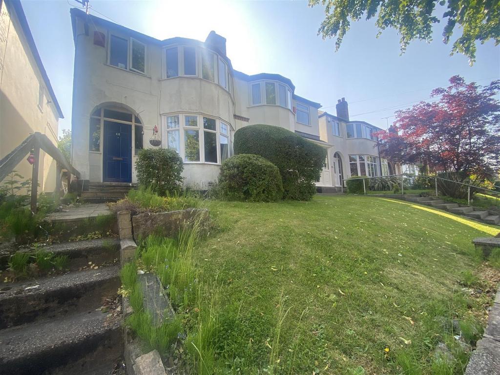 Turnberry Road, Great Barr, Birmingham 3 bed semidetached house £135,000