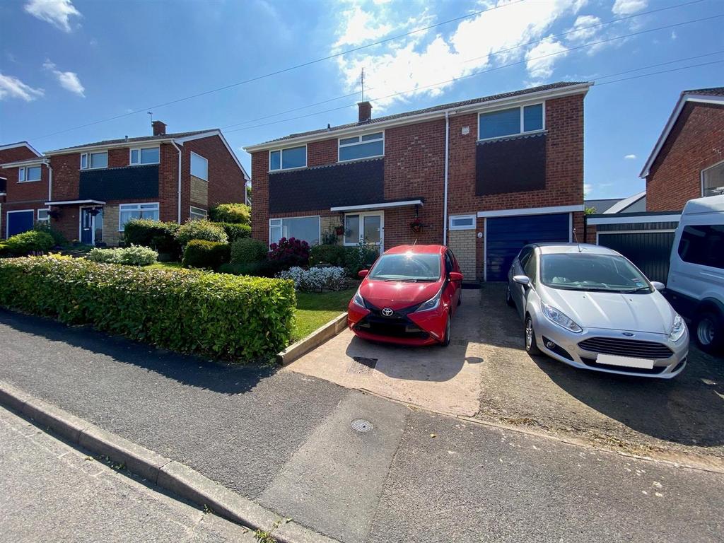 Broadlands Drive, Malvern 4 bed detached house for sale £400,000