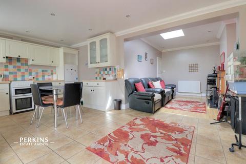 23 Marnham Crescent, Greenford, UB6 9SN