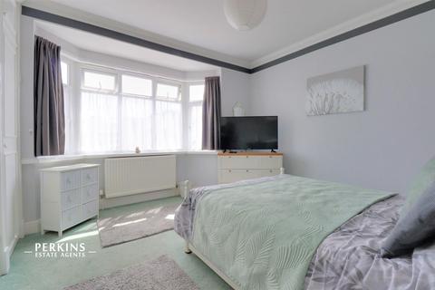 23 Marnham Crescent, Greenford, UB6 9SN