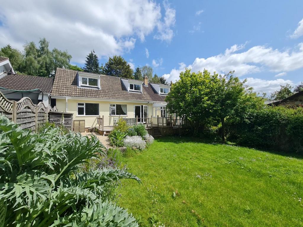 Walmere, Wrigglebrook Lane, Kingsthorne, Hereford, HR2 8AW 4 bed house