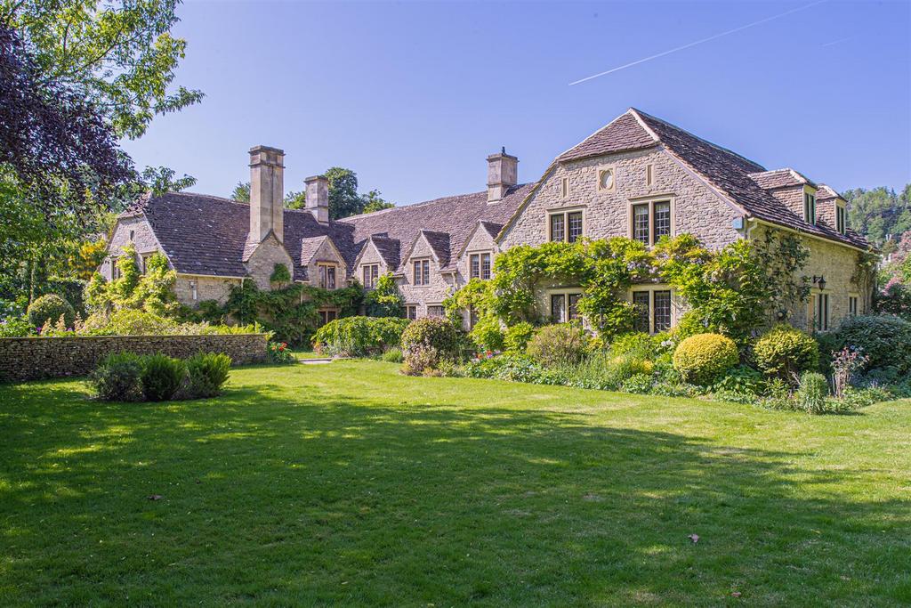 Castle Combe, 7 bed detached house for sale £2,350,000