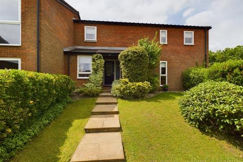 26 Brookscroft, Croydon, CR0 9NA