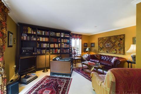 26 Brookscroft, Croydon, CR0 9NA