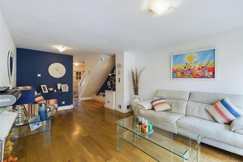 67 Hollywoods, Croydon, CR0 9JJ
