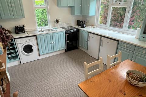 2 bedroom detached bungalow for sale, Mouse Trap Lane, Bourton-On-The-Water, Cheltenham
