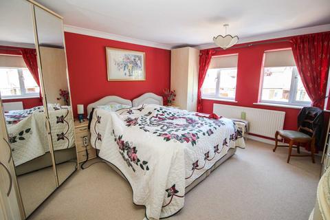 8 Brompton Gardens, Maldon, CM9 6YU