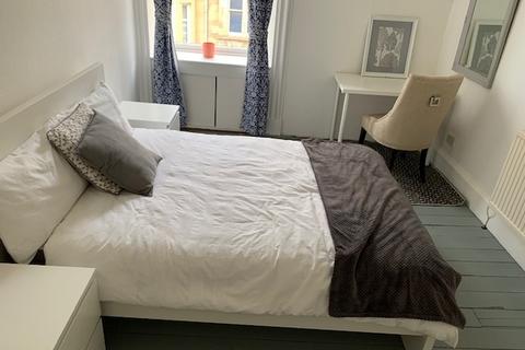 2 bedroom flat to rent, 3036L – Tay Street, Edinburgh, EH11 1DZ