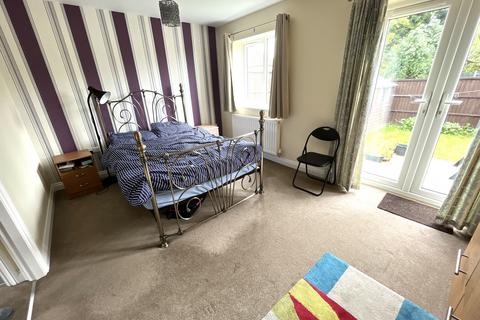 1 bedroom bungalow for sale, Nelson Street, Winshill, Burton-on-Trent, DE15