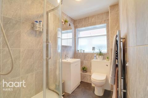 34 Yeading Fork, Hayes, UB4 9DG