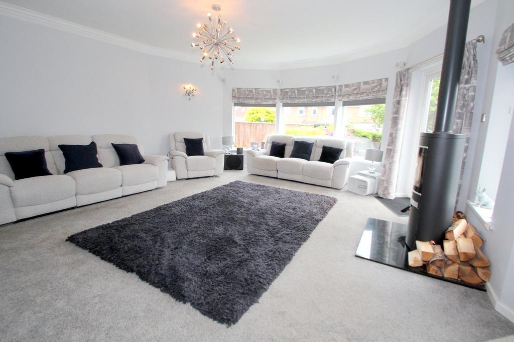 The Broadway, Tynemouth, NE30 5 bed detached house for sale £895,000
