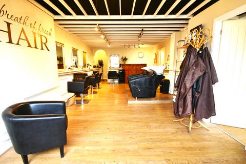 Hairdresser and barber shop for sale, Heol Maelor, Coedpoeth, LL11