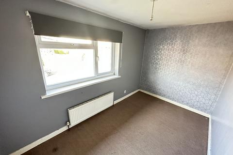 2 bedroom terraced house to rent, Abbeydale Gardens, Walkden, Manchester, M28