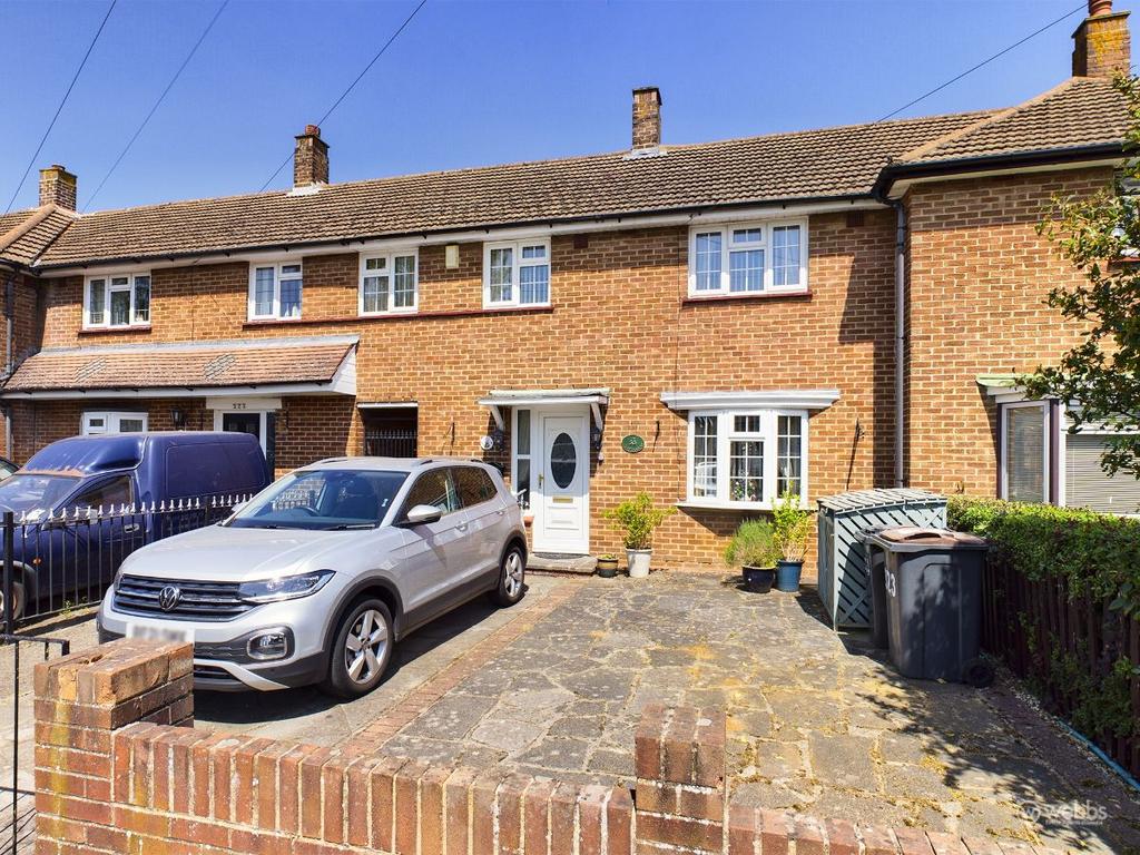 King Henrys Drive, New Addington, Croydon 3 bed terraced house for sale