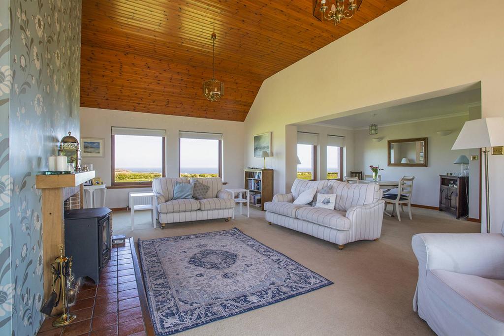 Paddockmyre, Coldingham, Eyemouth, TD14 5PX 3 bed detached house for