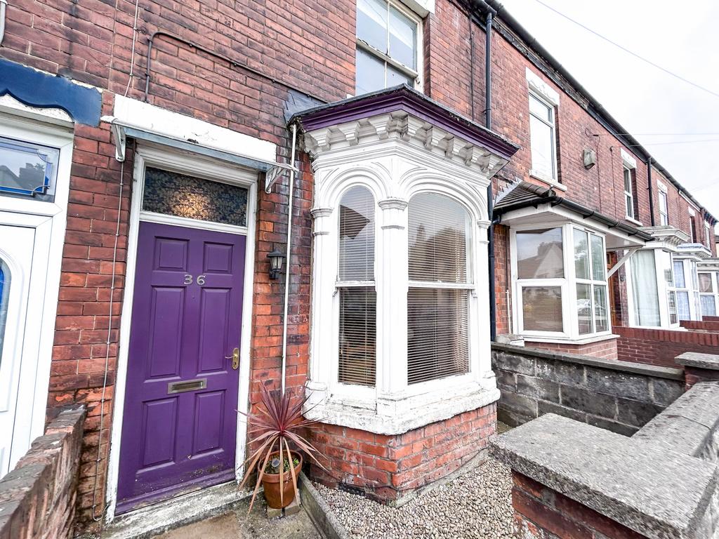 Well presented traditional terraced property