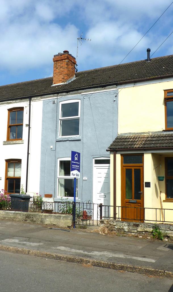 Knowle Lane, Kimberley NG16 2 bed terraced house for sale £140,000