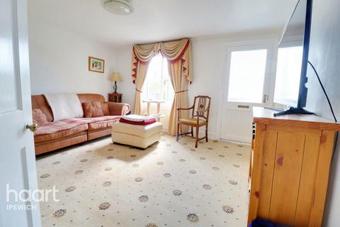 3 bedroom cottage for sale, Old London Road, Ipswich