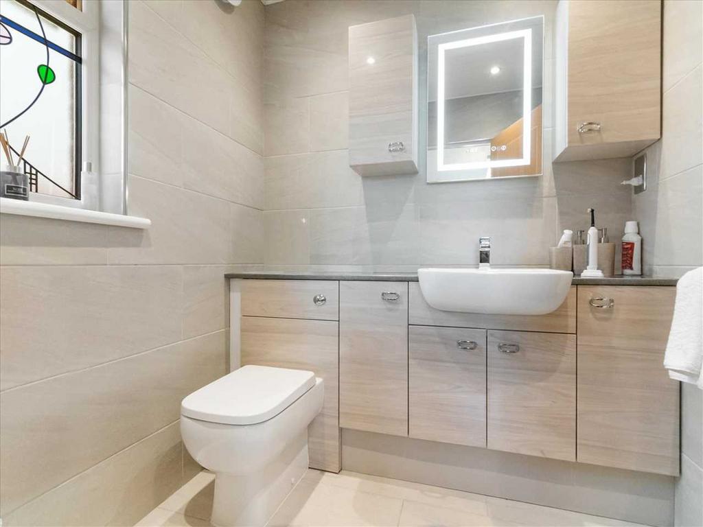 En-Suite (1)