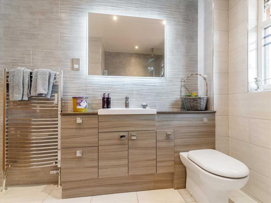 Bathroom (3)