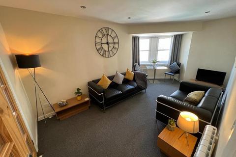 undefined, Nelson Court, Top Floor, AB24