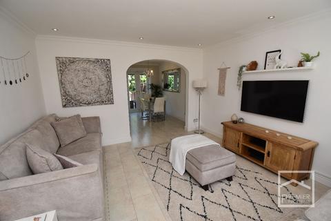 3 bedroom semi-detached house for sale - Vallantine Crescent, Uddingston, Glasgow