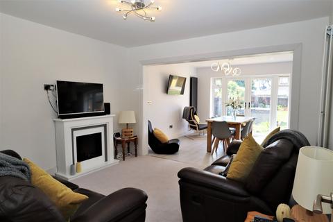 17 Apsley Crescent, Poole, BH17 7LX
