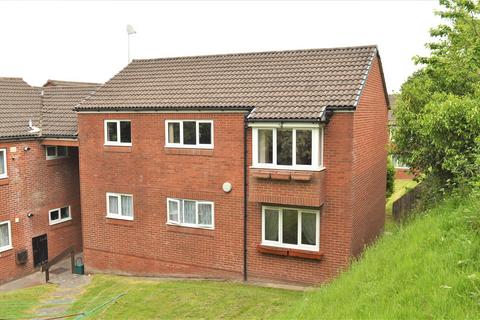 2 bedroom flat to rent, Pine Court, Plantation Lane, Newtown, Powys, SY16
