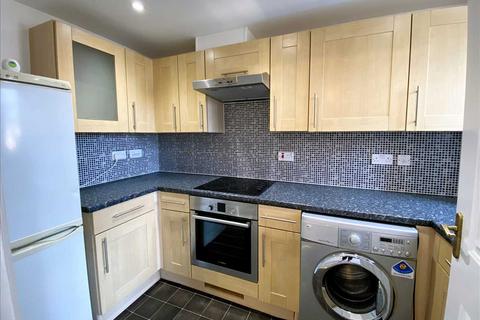 1 bedroom apartment for sale, Holmes Court, Fenners Marsh, Gravesend