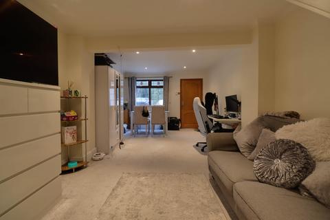 2 bedroom terraced house for sale, Crescent Road, Warley, CM14