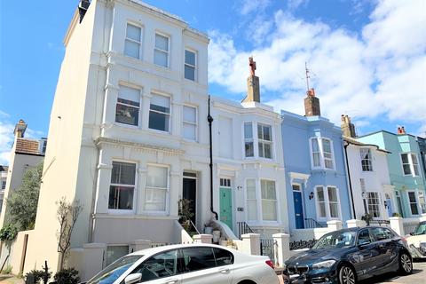 2 bedroom flat to rent, Borough Street, City Centre, Brighton, BN1