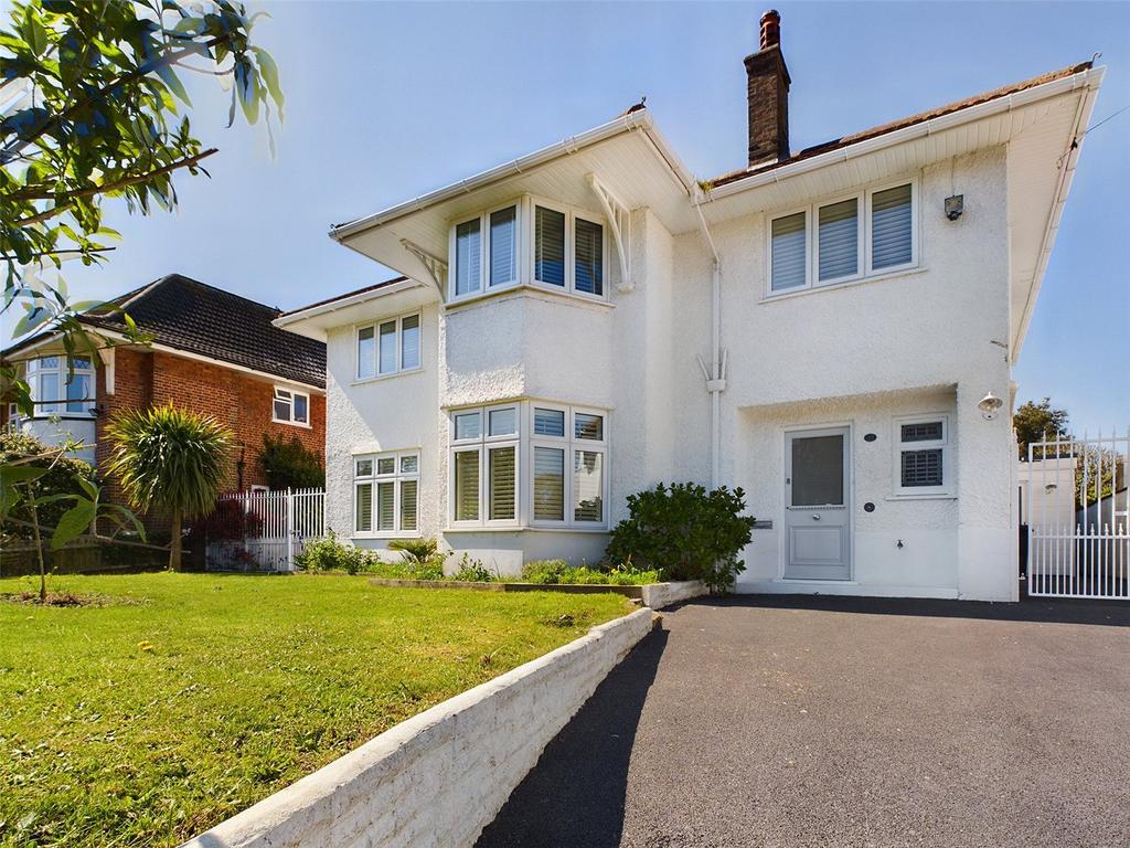 Browning Avenue, Bournemouth, BH5 5 bed detached house for sale £