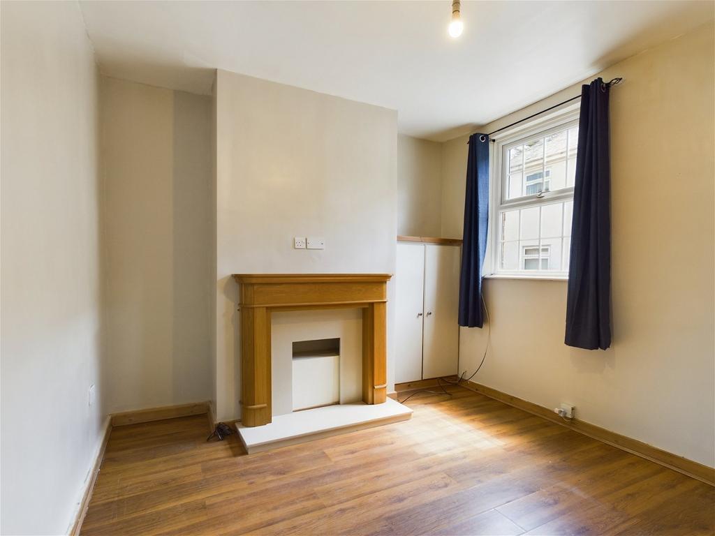 Hants Lane, Ormskirk, Lancashire, L39 1PX 2 bed terraced house £750