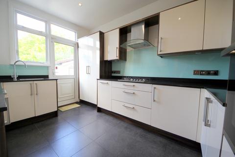 6 bedroom semi-detached house to rent, Queen Elizabeth's Drive, Southgate N14