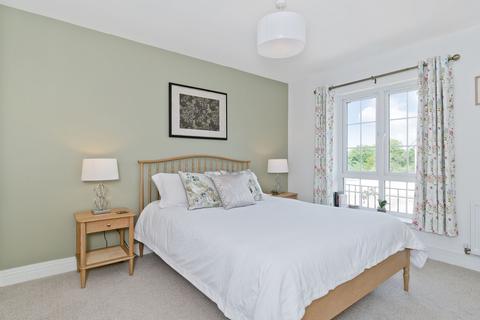 1 Kings View Close, Ratho, Newbridge, EH28 8AH