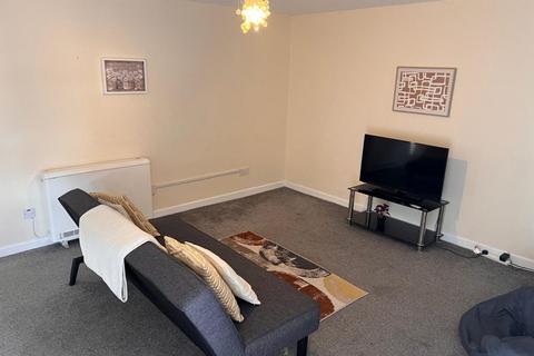 undefined, 2 Bed Flat – Oakash Court, Crescent Nuthall, Nottingham, NG16 1FW. £850 PCM.