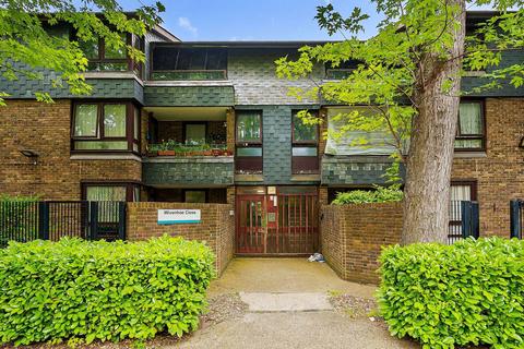 51 Wivenhoe Close, London, SE15 3QJ