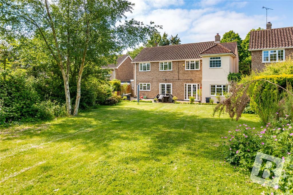 Church Road, West Hanningfield, Chelmsford, Essex, CM2 4 bed detached house for sale £900,000