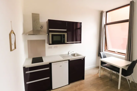 Studio to rent, MOORFIELDS, LIVERPOOL L2