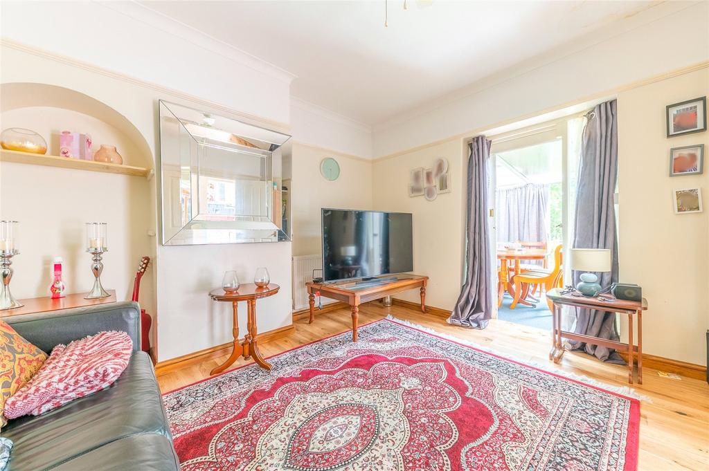 Rangefield Road Bromley Kent Br1 3 Bed Terraced House For Sale £