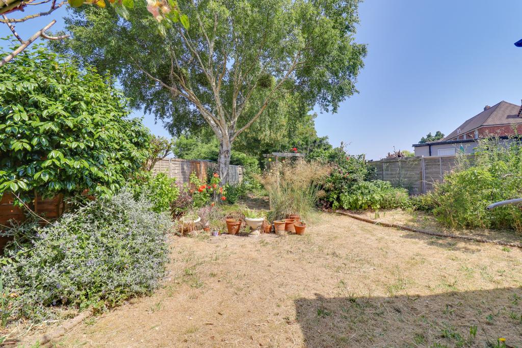 Queens View, Netley Abbey 3 bed semidetached house for sale £325,000