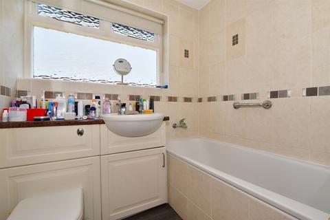 153 Warren Road, Banstead, SM7 1LT