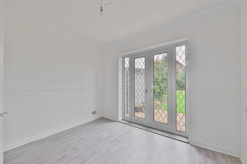 72 Derrymore Road, Willerby, Hull, HU10 6ET