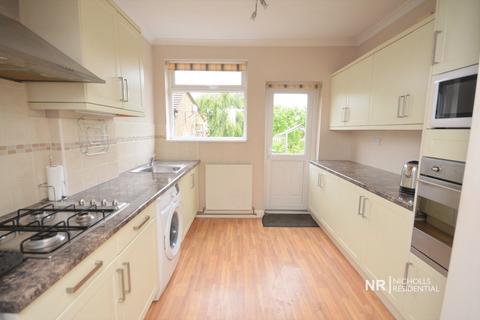 89 Wickham Avenue, Cheam, Sutton, SM3 8EB