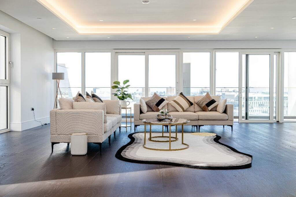 Fountain Park Way, London, W12 3 bed apartment to rent £12,000 pcm (£