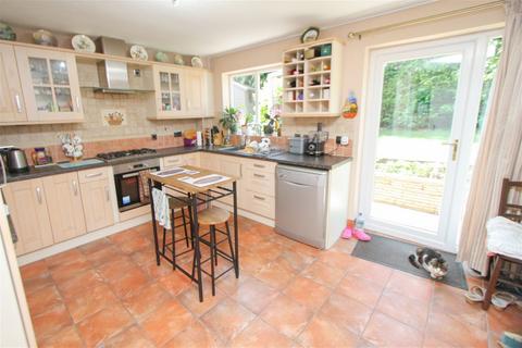 5 bedroom detached house for sale - Bryn Castell, Abergele, Conwy, LL22 8QA
