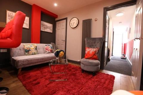 5 bedroom terraced house to rent - St  Georges Road, Coventry