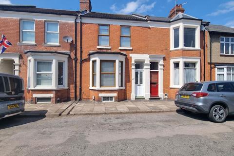 101 Cedar Road, Northampton, NN1 4RW