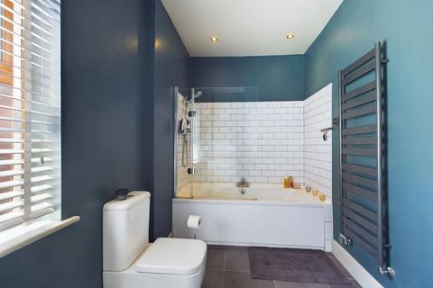 101 Cedar Road, Northampton, NN1 4RW