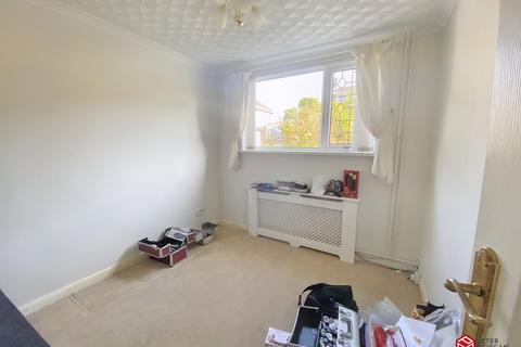 6 Gelli Deg, Neath, SA10 7PL